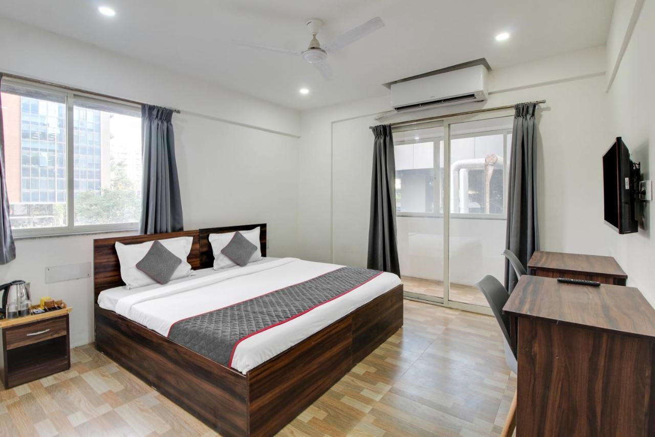 Hotel Super Oyo Townhouse 1237 Balewadi Méribel Village Exterior foto